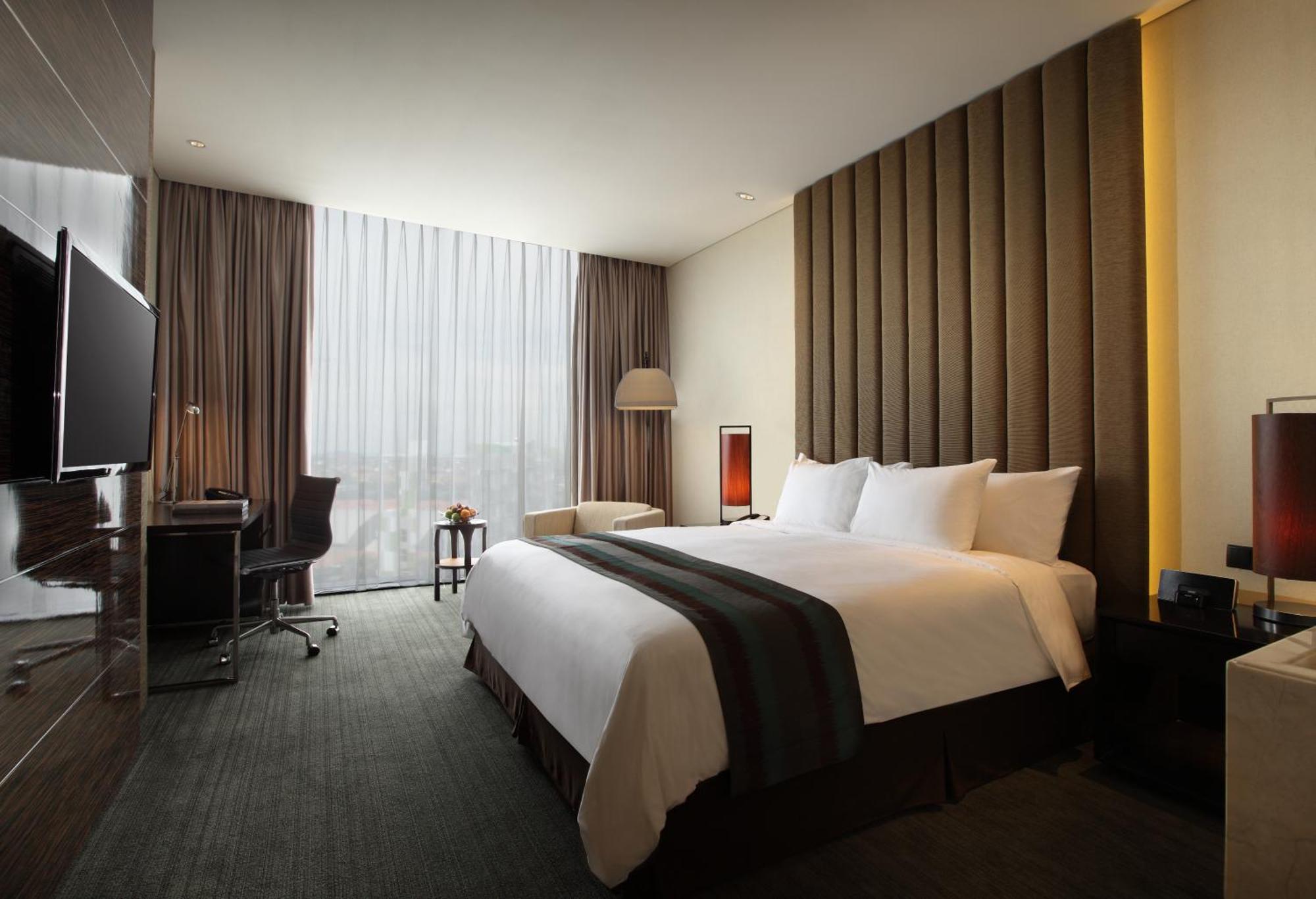 Po Hotel Semarang Bagian luar foto