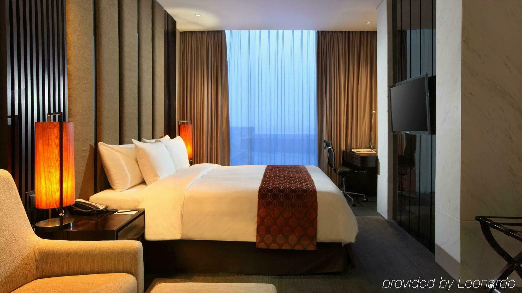 Po Hotel Semarang Bagian luar foto